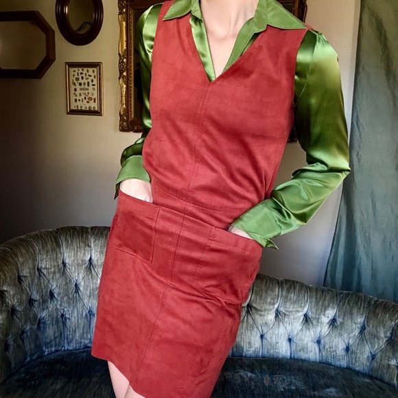 Women's 100% Silk Button Down Shirt, Green V Neck Small Office Blouse, Workwear - Picture 12 of 13